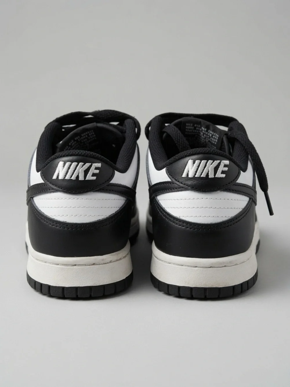 NIKE DUNK LOW “PANDA” BLACK/WHITE STYLE CW-1590-100 SIZE 6Y